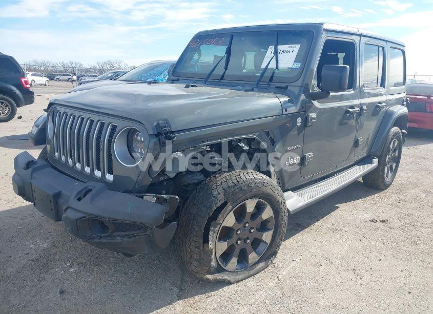 Photo 6 of 2018 Jeep Wrangler UNLIMITED SAHARA 4X4 (VIN 1C4HJXEN9JW215890)