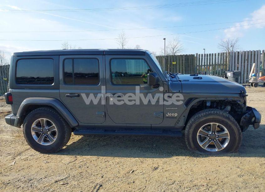 Photo 13 of 2018 Jeep Wrangler UNLIMITED SAHARA 4X4 (VIN 1C4HJXEN9JW303094)