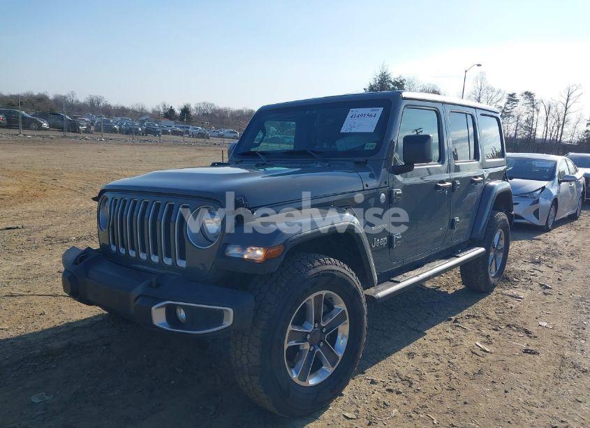 Photo 2 of 2018 Jeep Wrangler UNLIMITED SAHARA 4X4 (VIN 1C4HJXEN9JW303094)
