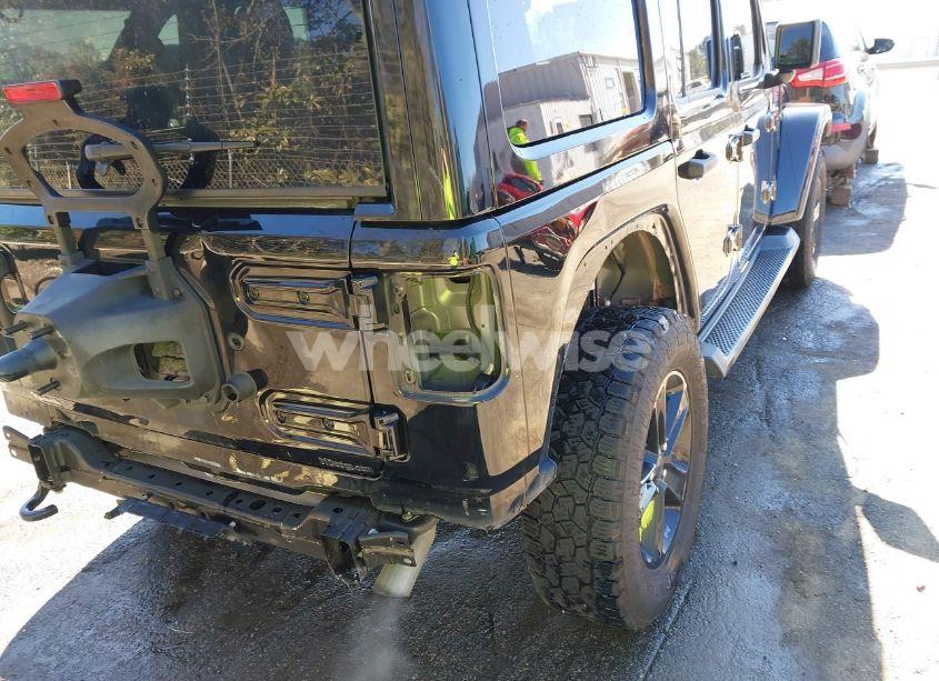 Photo 6 of 2020 Jeep Wrangler UNLIMITED SAHARA ALTITUDE 4X4 (VIN 1C4HJXEN9LW145262)