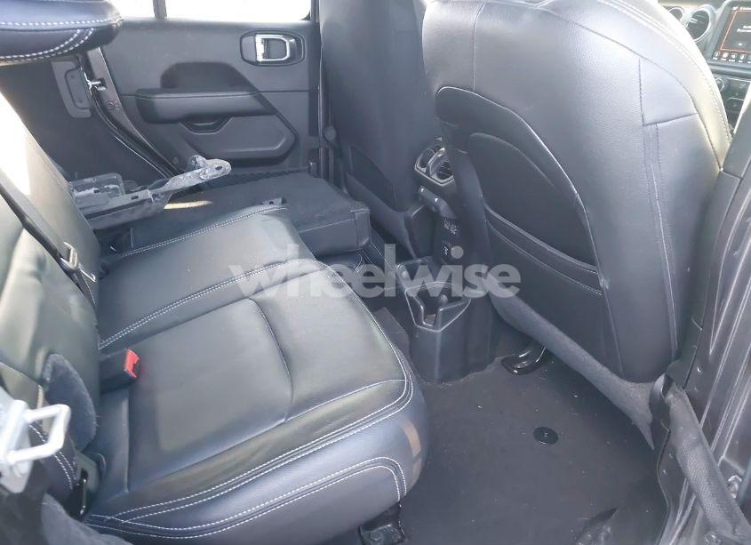 Photo 8 of 2020 Jeep Wrangler UNLIMITED SAHARA 4X4 (VIN 1C4HJXEN9LW157444)