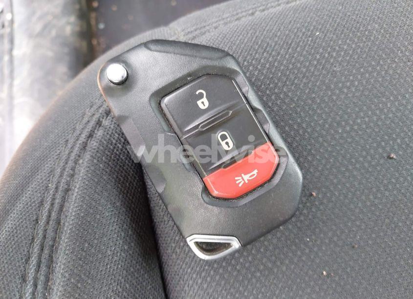 Photo 11 of 2020 Jeep Wrangler UNLIMITED SAHARA 4X4 (VIN 1C4HJXEN9LW269015)