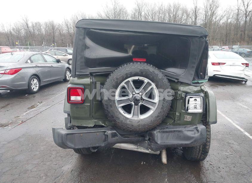 Photo 16 of 2021 Jeep Wrangler UNLIMITED SAHARA 4X4 (VIN 1C4HJXEN9MW613766)