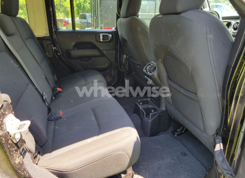 Photo 8 of 2018 Jeep Wrangler UNLIMITED (VIN 1C4HJXENXJW251085)