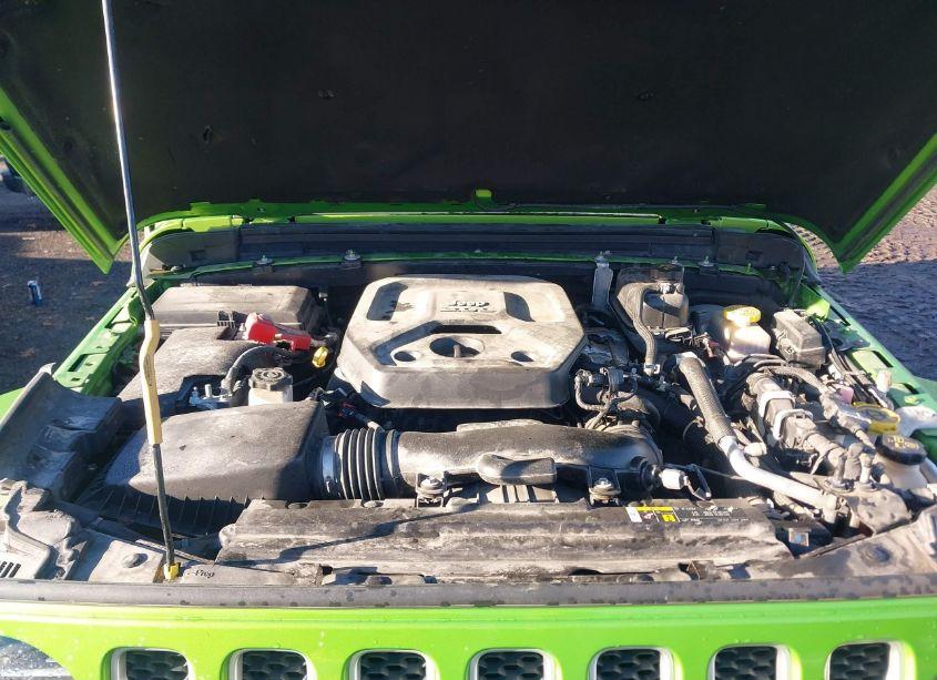 Photo 10 of 2018 Jeep Wrangler UNLIMITED SAHARA 4X4 (VIN 1C4HJXENXJW295474)