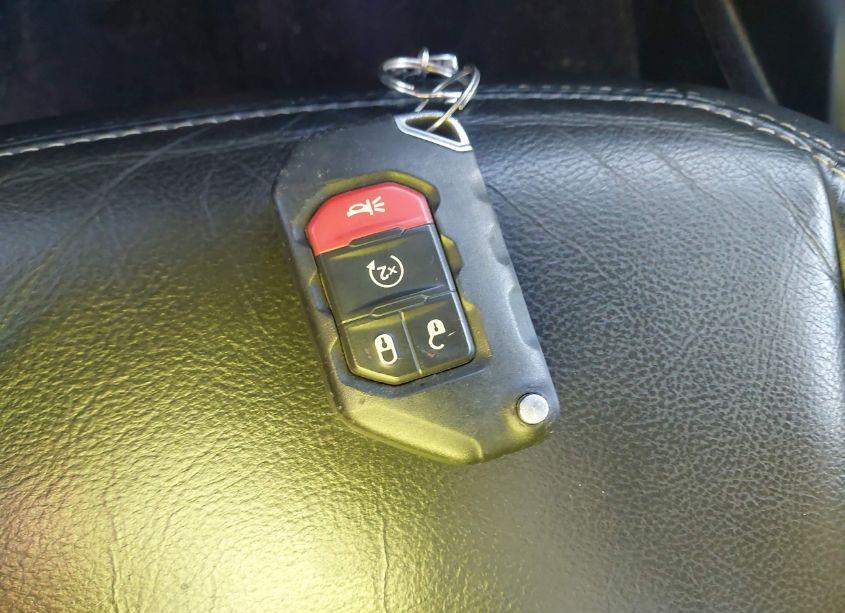 Photo 11 of 2018 Jeep Wrangler UNLIMITED SAHARA 4X4 (VIN 1C4HJXENXJW295474)