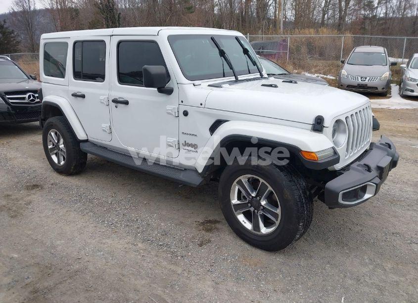 2019 Jeep Wrangler UNLIMITED SAHARA 4X4 (VIN 1C4HJXENXKW519425) main photo
