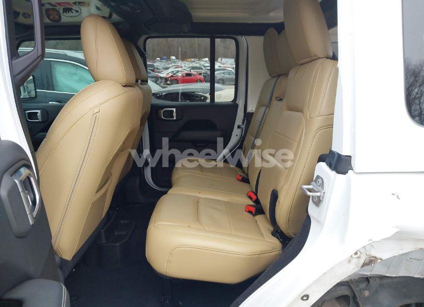 Photo 8 of 2019 Jeep Wrangler UNLIMITED SAHARA 4X4 (VIN 1C4HJXENXKW519425)