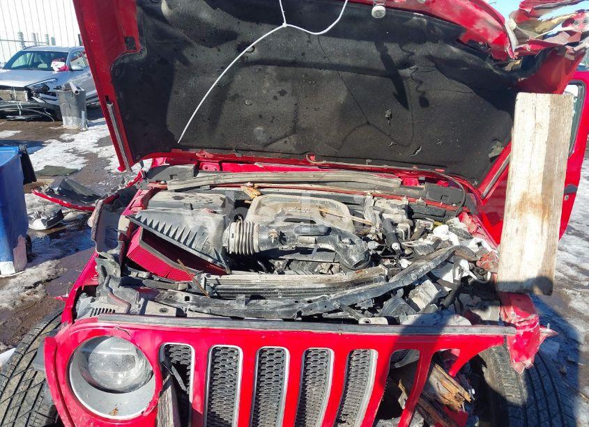 Photo 10 of 2019 Jeep Wrangler UNLIMITED SAHARA 4X4 (VIN 1C4HJXENXKW622151)