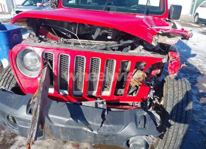 Photo 6 of 2019 Jeep Wrangler UNLIMITED SAHARA 4X4 (VIN 1C4HJXENXKW622151)