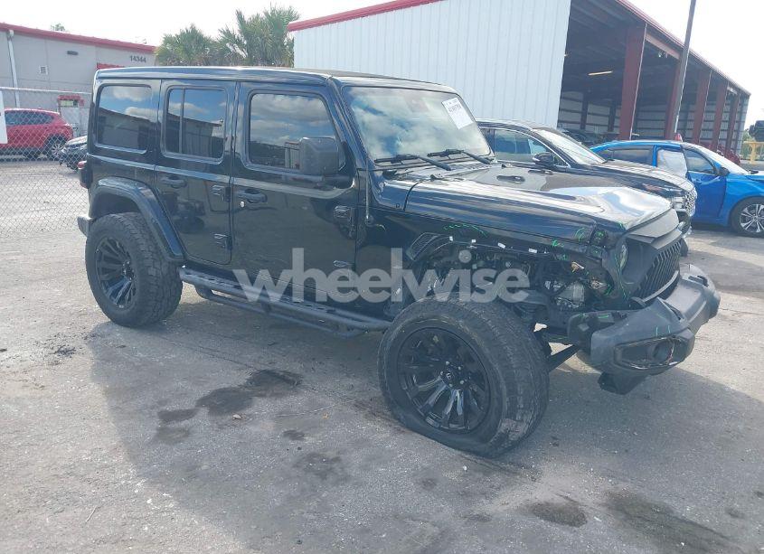 2020 Jeep Wrangler UNLIMITED SAHARA 4X4 (VIN 1C4HJXENXLW167223) main photo