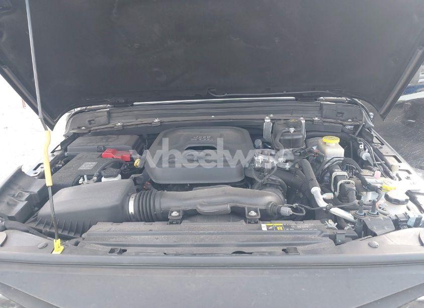 Photo 10 of 2020 Jeep Wrangler UNLIMITED SAHARA 4X4 (VIN 1C4HJXENXLW167223)