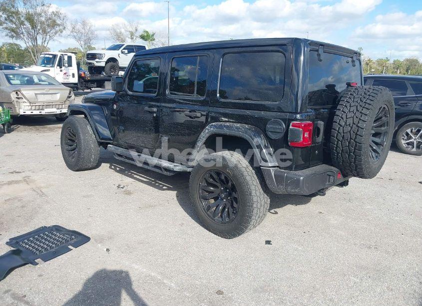 Photo 3 of 2020 Jeep Wrangler UNLIMITED SAHARA 4X4 (VIN 1C4HJXENXLW167223)