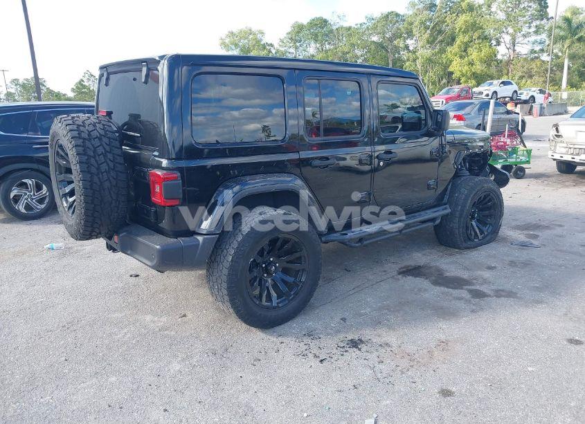 Photo 4 of 2020 Jeep Wrangler UNLIMITED SAHARA 4X4 (VIN 1C4HJXENXLW167223)