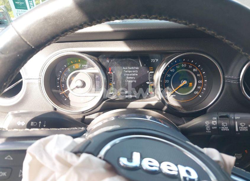 Photo 7 of 2020 Jeep Wrangler UNLIMITED SAHARA 4X4 (VIN 1C4HJXENXLW167223)