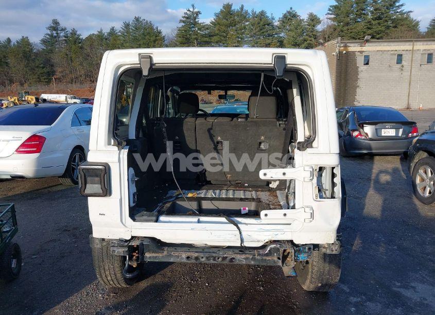 Photo 17 of 2020 Jeep Wrangler UNLIMITED SAHARA (VIN 1C4HJXENXLW220910)