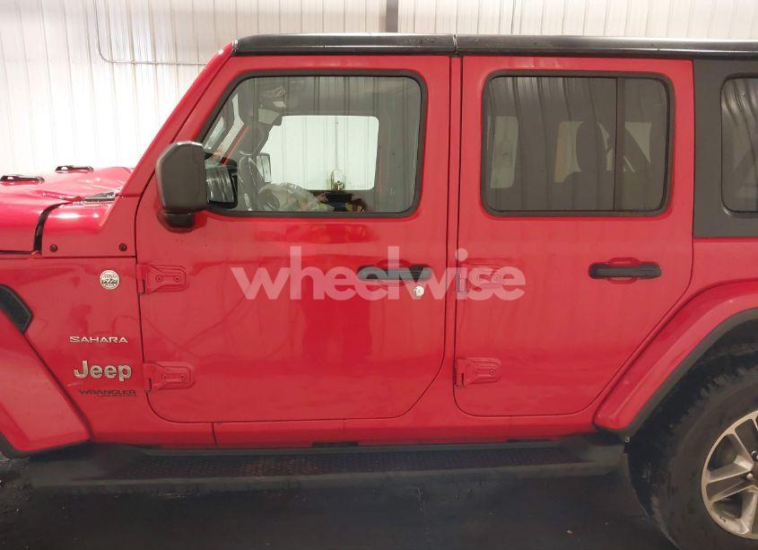 Photo 14 of 2020 Jeep Wrangler UNLIMITED SAHARA 4X4 (VIN 1C4HJXENXLW279407)