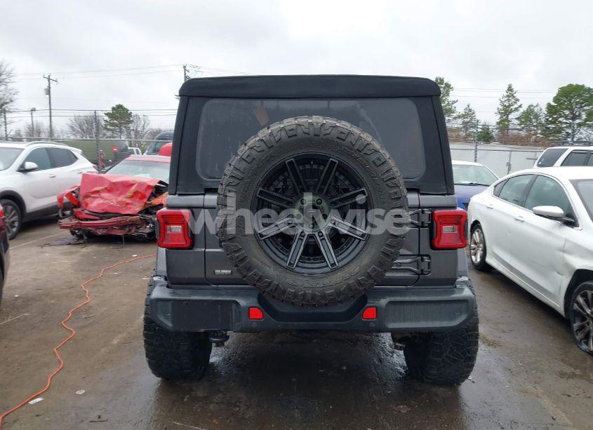Photo 16 of 2021 Jeep Wrangler UNLIMITED SAHARA 4X4 (VIN 1C4HJXENXMW503535)