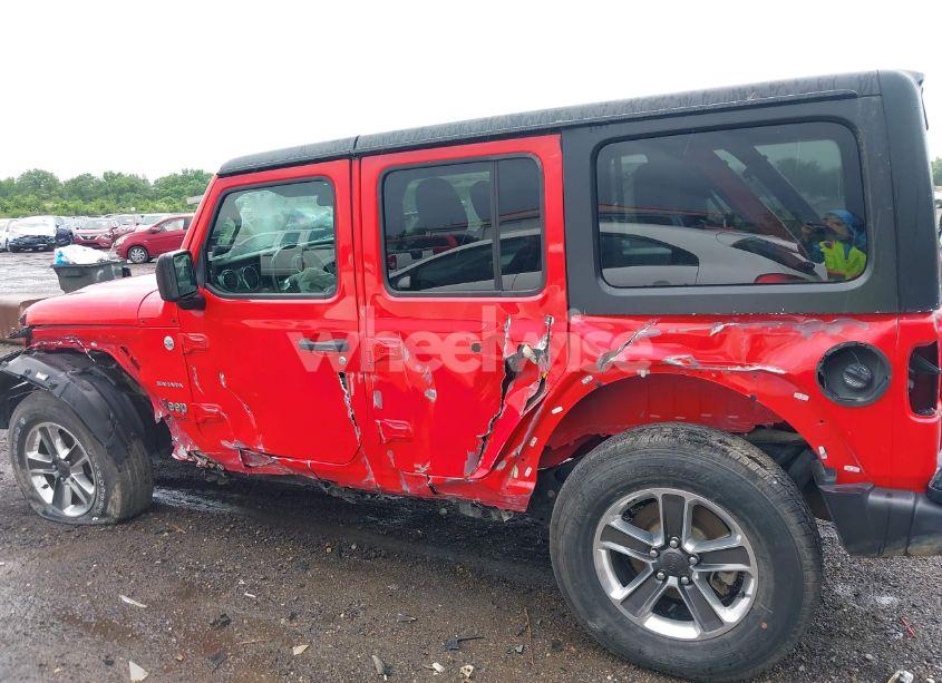 Photo 14 of 2021 Jeep Wrangler UNLIMITED SAHARA 4X4 (VIN 1C4HJXENXMW592247)