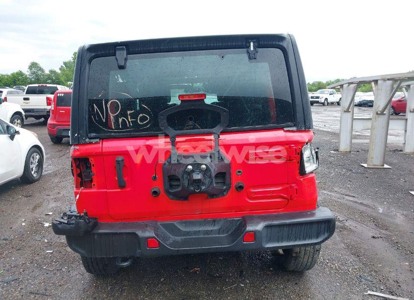 Photo 16 of 2021 Jeep Wrangler UNLIMITED SAHARA 4X4 (VIN 1C4HJXENXMW592247)