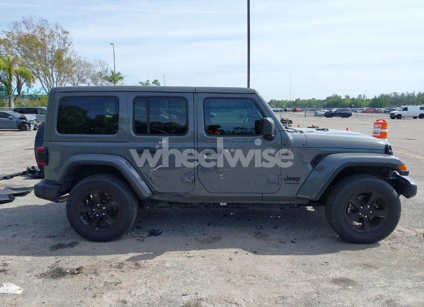 Photo 14 of 2021 Jeep Wrangler UNLIMITED SAHARA ALTITUDE 4X4 (VIN 1C4HJXENXMW610004)