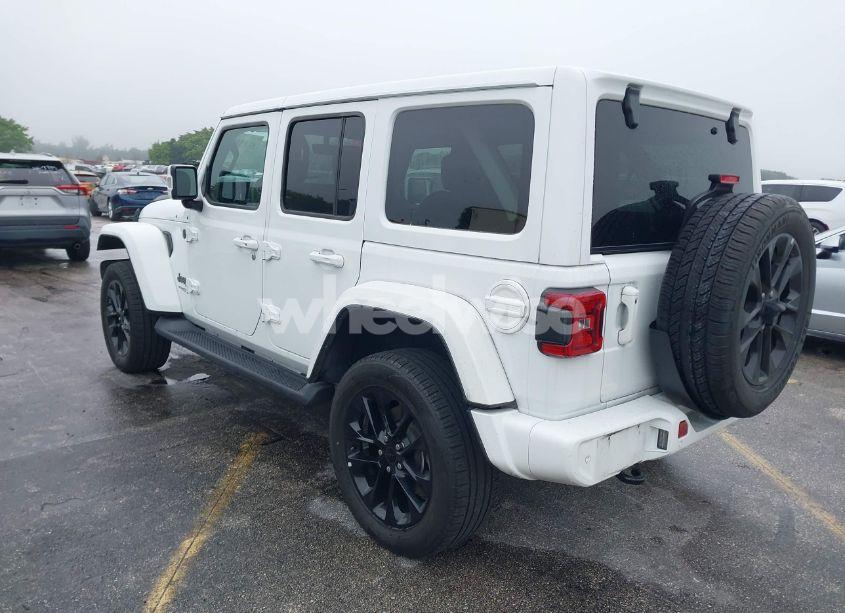 Photo 3 of 2022 Jeep Wrangler UNLIMITED HIGH ALTITUDE 4X4 (VIN 1C4HJXENXNW139005)