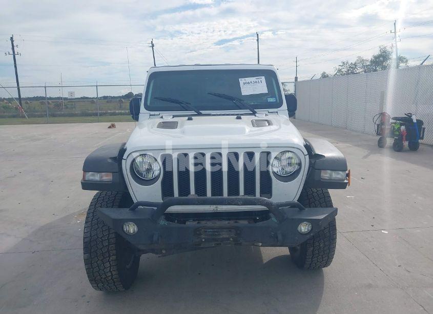 Photo 12 of 2018 Jeep Wrangler UNLIMITED RUBICON 4X4 (VIN 1C4HJXFG1JW208139)