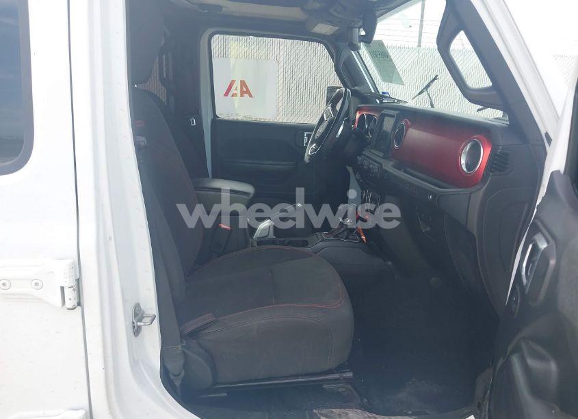 Photo 5 of 2018 Jeep Wrangler UNLIMITED RUBICON 4X4 (VIN 1C4HJXFG1JW208139)