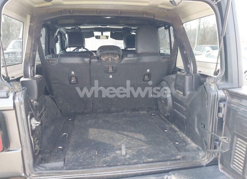 Photo 8 of 2019 Jeep Wrangler UNLIMITED RUBICON 4X4 (VIN 1C4HJXFG1KW541071)