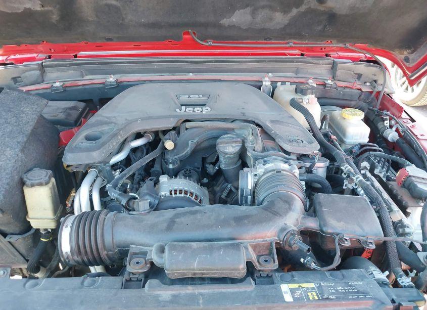 Photo 10 of 2018 Jeep Wrangler UNLIMITED RUBICON 4X4 (VIN 1C4HJXFG5JW161617)