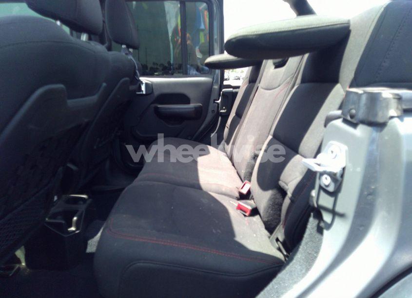 Photo 8 of 2019 Jeep Wrangler UNLIMITED RUBICON 4X4 (VIN 1C4HJXFG7KW584880)