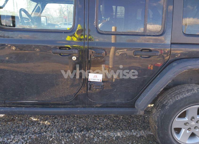 Photo 6 of 2020 Jeep Wrangler UNLIMITED RUBICON 4X4 (VIN 1C4HJXFN0LW242977)