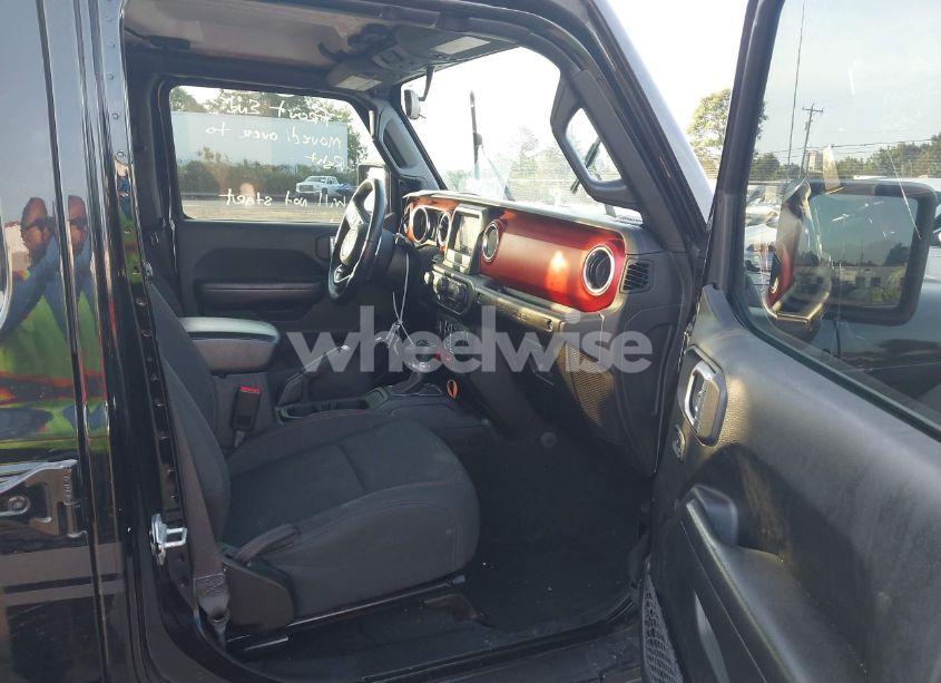 Photo 5 of 2020 Jeep Wrangler UNLIMITED RUBICON 4X4 (VIN 1C4HJXFN1LW115137)