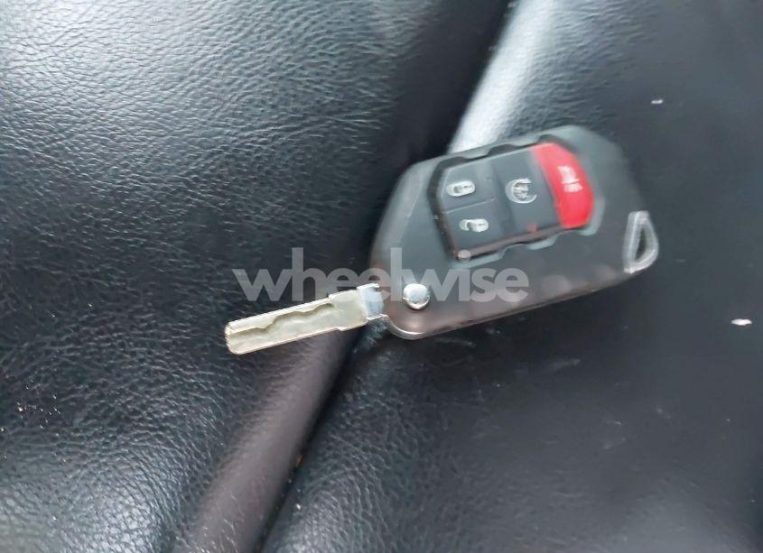 Photo 11 of 2022 Jeep Wrangler UNLIMITED RUBICON 4X4 (VIN 1C4HJXFN4NW261809)