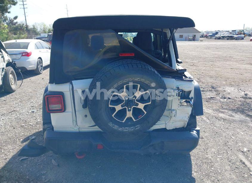 Photo 16 of 2019 Jeep Wrangler UNLIMITED RUBICON 4X4 (VIN 1C4HJXFN5KW601223)
