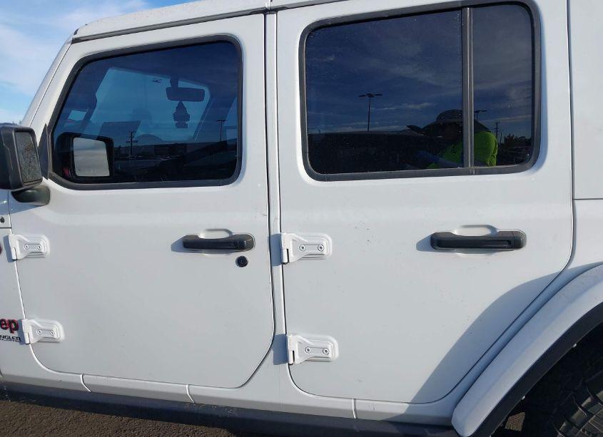 Photo 15 of 2022 Jeep Wrangler UNLIMITED RUBICON (VIN 1C4HJXFN5NW133675)