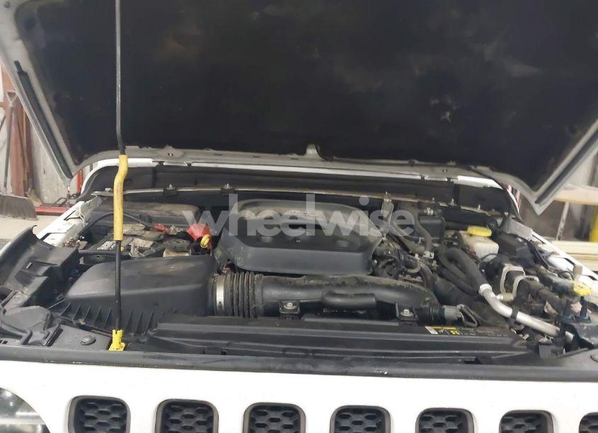 Photo 10 of 2018 Jeep Wrangler UNLIMITED RUBICON 4X4 (VIN 1C4HJXFN7JW189336)