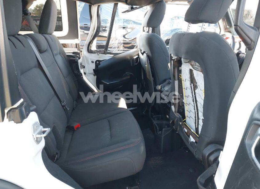 Photo 8 of 2019 Jeep Wrangler UNLIMITED RUBICON 4X4 (VIN 1C4HJXFN7KW505383)