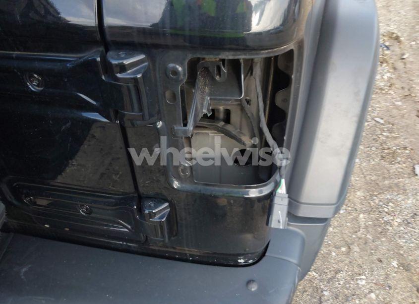 Photo 18 of 2020 Jeep Wrangler UNLIMITED RUBICON 4X4 (VIN 1C4HJXFN8LW324066)