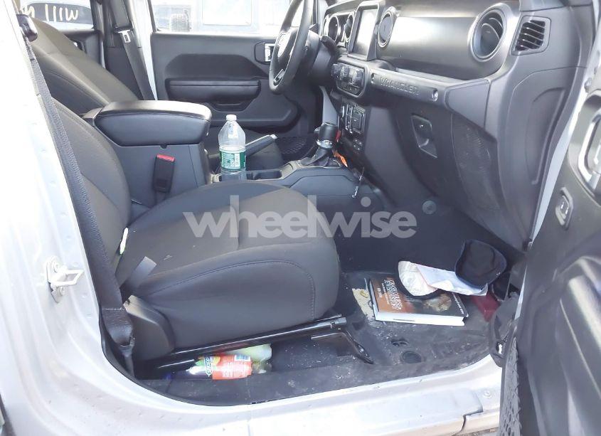 Photo 5 of 2023 Jeep Wrangler 4XE 4X4 (VIN 1C4JJXN65PW612855)