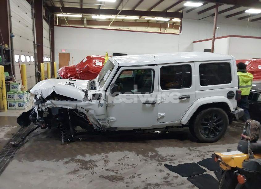 Photo 14 of 2021 Jeep Wrangler 4XE UNLIMITED SAHARA 4X4 (VIN 1C4JJXP60MW830307)