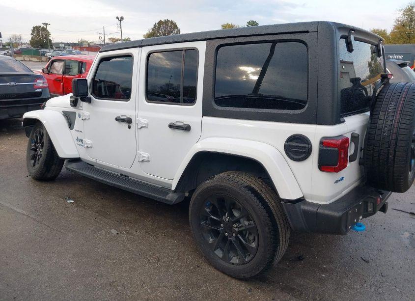 Photo 3 of 2022 Jeep Wrangler 4XE UNLIMITED SAHARA (VIN 1C4JJXP60NW138307)