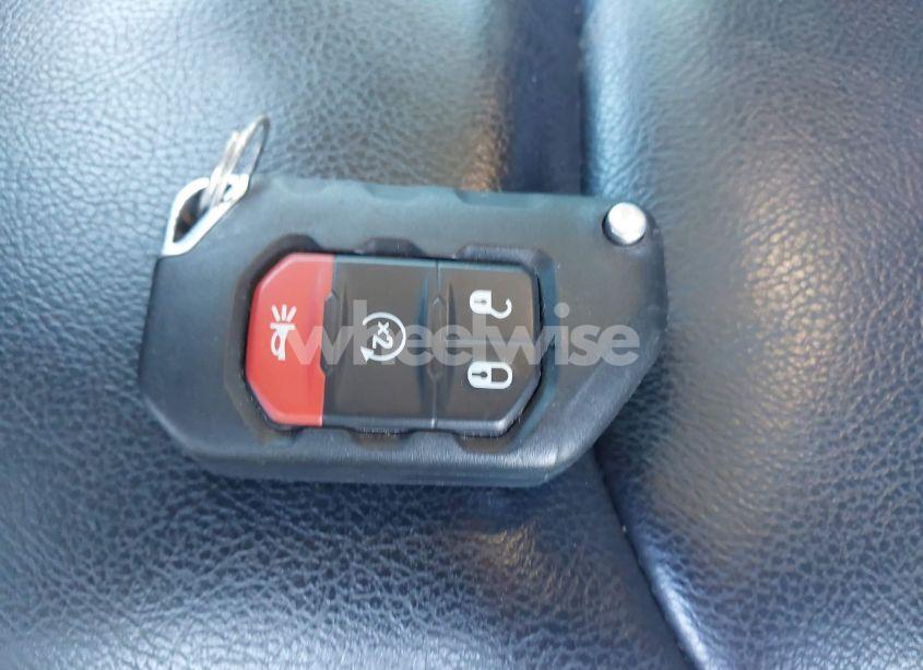 Photo 11 of 2022 Jeep Wrangler 4XE UNLIMITED SAHARA 4X4 (VIN 1C4JJXP61NW198872)