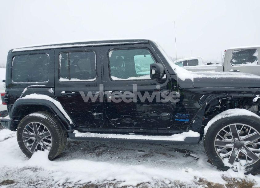 Photo 13 of 2022 Jeep Wrangler 4XE UNLIMITED HIGH ALTITUDE 4X4 (VIN 1C4JJXP61NW239596)