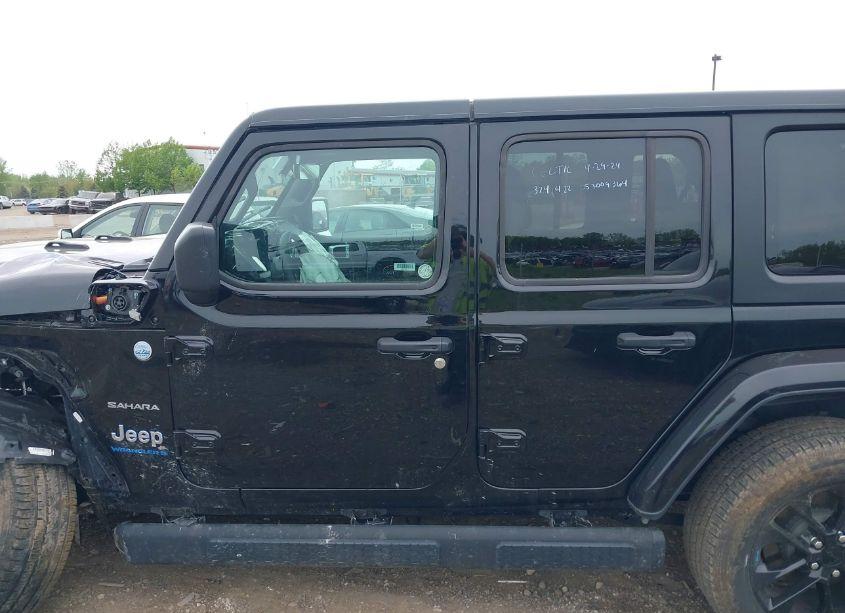 Photo 14 of 2023 Jeep Wrangler 4XE SAHARA 4X4 (VIN 1C4JJXP66PW660992)