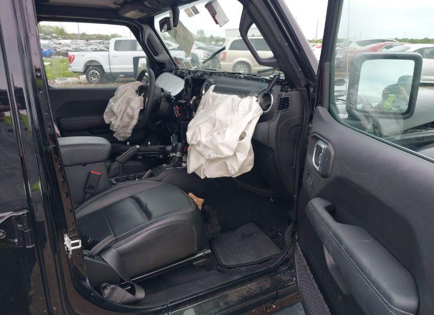 Photo 5 of 2023 Jeep Wrangler 4XE SAHARA 4X4 (VIN 1C4JJXP66PW660992)