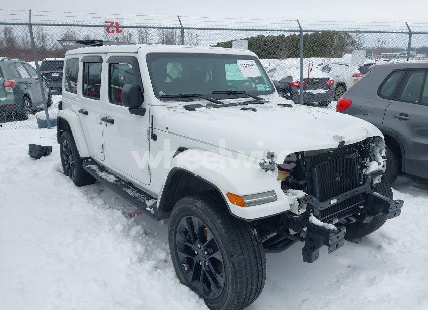 2022 Jeep Wrangler 4XE UNLIMITED SAHARA 4X4 (VIN 1C4JJXP67NW274482) main photo