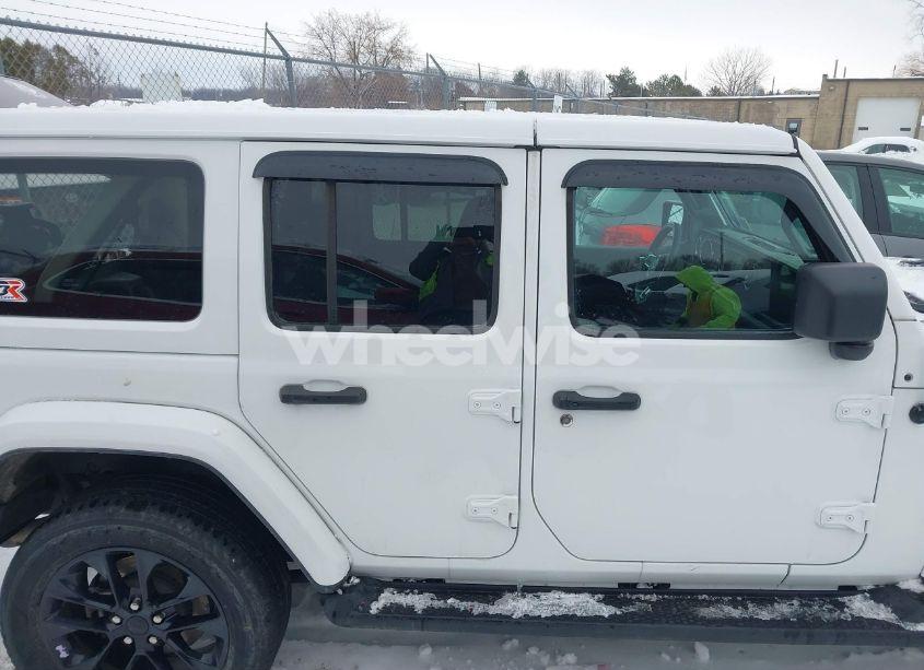 Photo 14 of 2022 Jeep Wrangler 4XE UNLIMITED SAHARA 4X4 (VIN 1C4JJXP67NW274482)