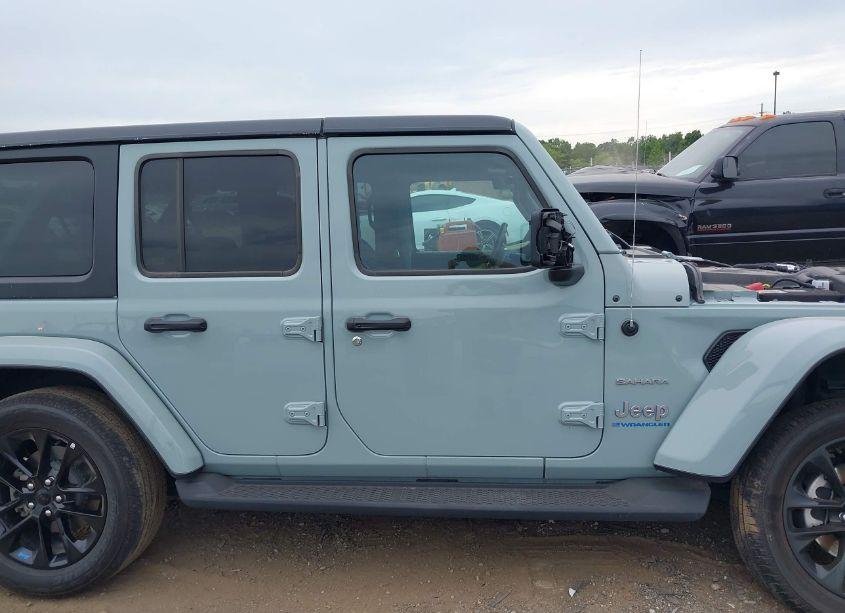 Photo 13 of 2023 Jeep Wrangler 4XE SAHARA (VIN 1C4JJXP67PW627063)