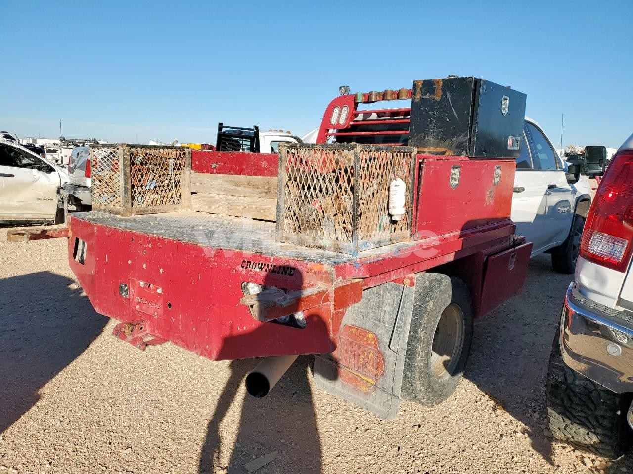 Photo 3 of 2023 CHEVROLET SILVERADO K3500 (VIN 1C4JJXP69MW675790)